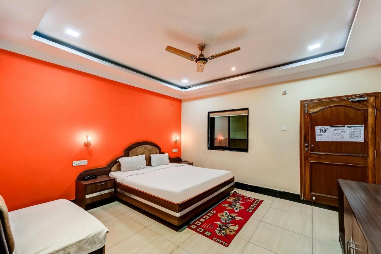 Capital O Hotel Rourkela Palace Екстериор снимка
