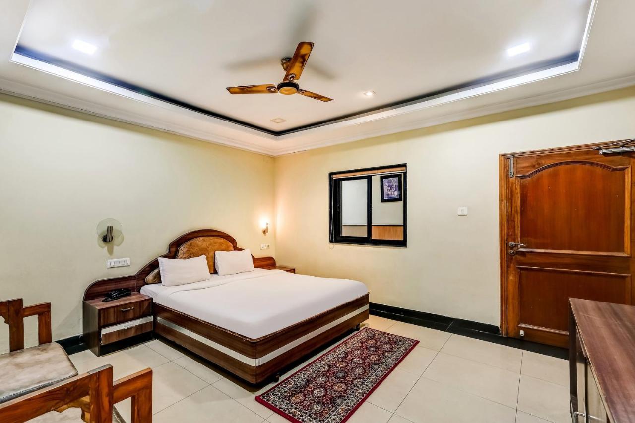 Capital O Hotel Rourkela Palace Екстериор снимка